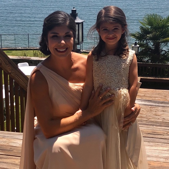 Meet your Posher, Ashley - Picture 1 of 1